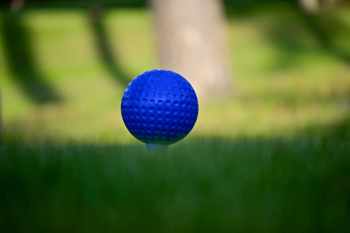 アマチュアゴルファーの憧れ「青ティー」ですが……　写真：AC
