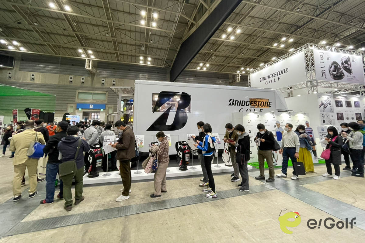 初日から長蛇の列ができる盛況ぶり！ブリヂストンスポーツのブースの様子