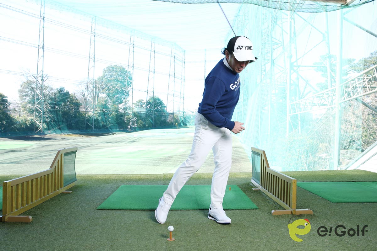 上体が突っ込むと上に振り抜く感覚はない