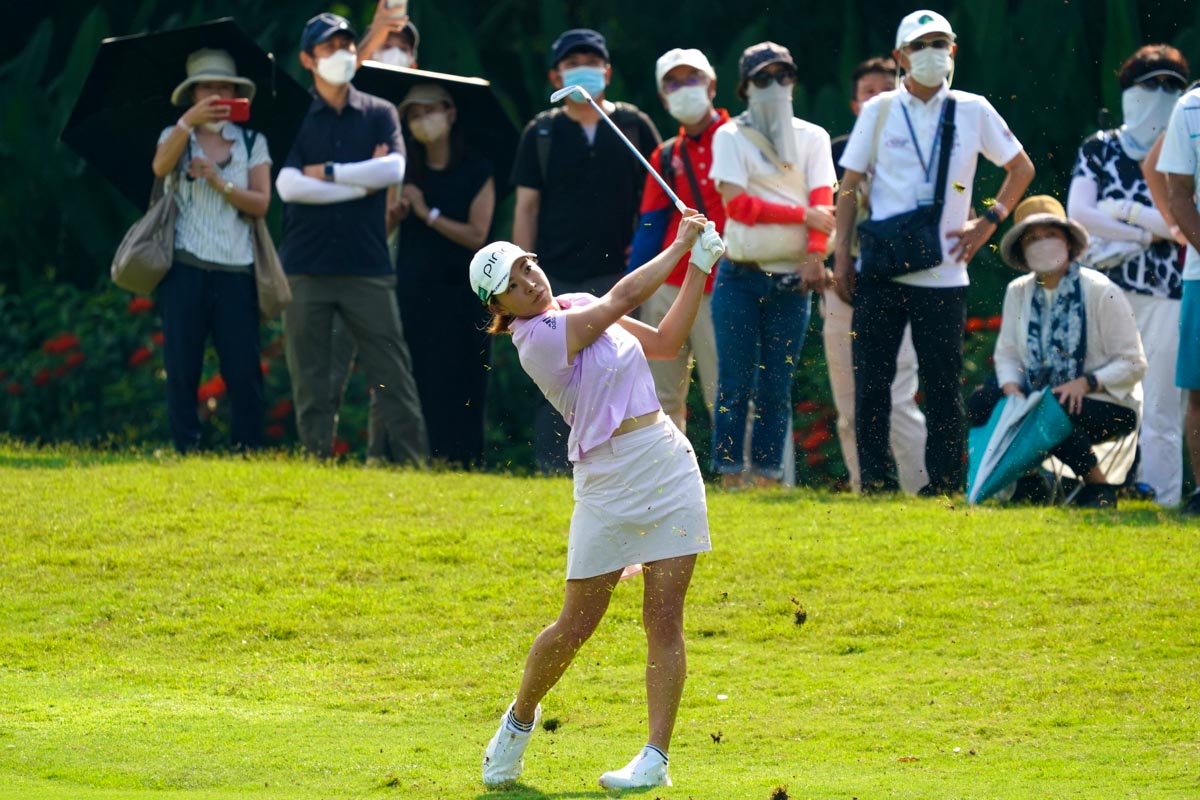 初日オーバーパーのスタートとなった渋野日向子　写真：大会提供