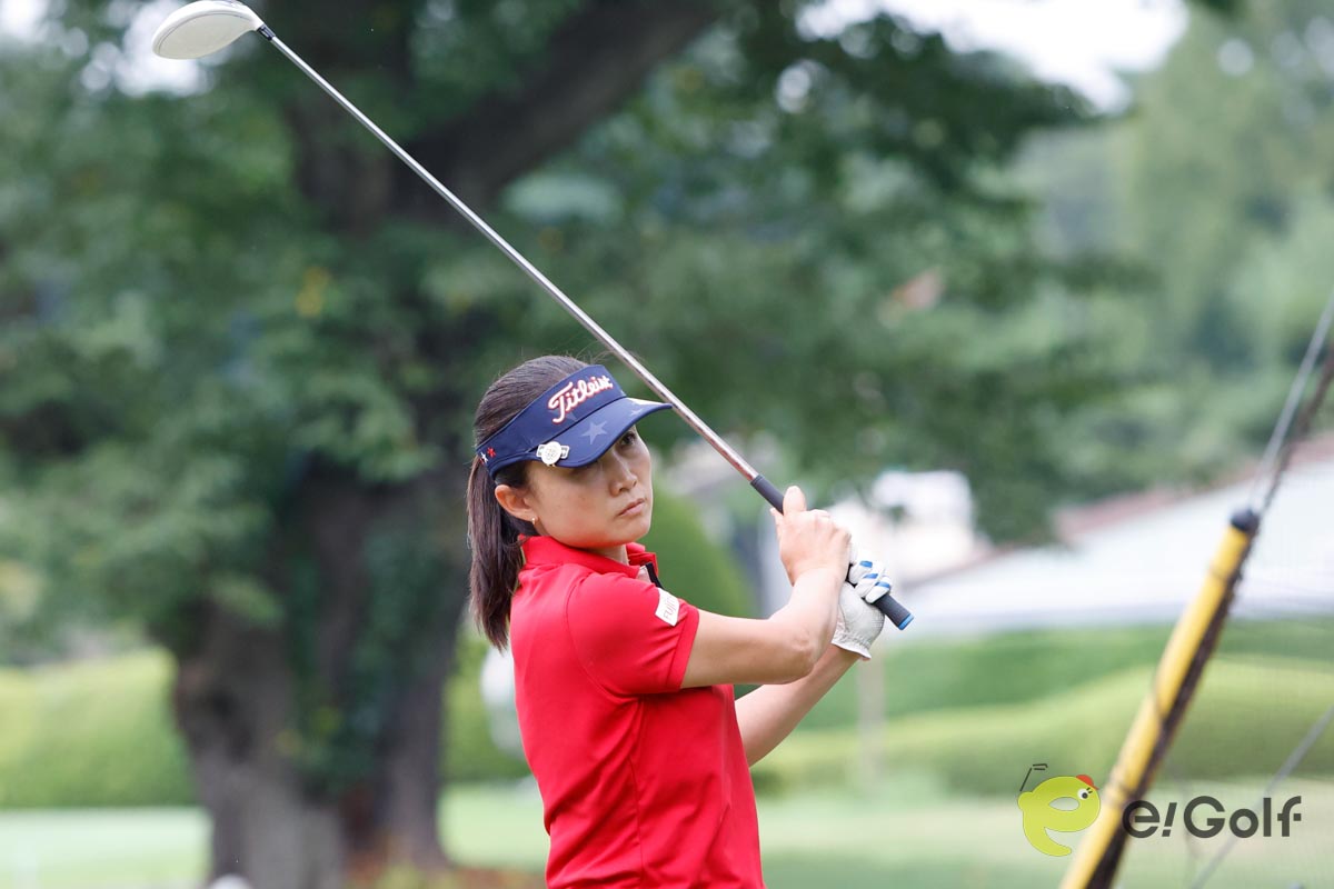 企業対抗レディスに参加された女性ゴルファー