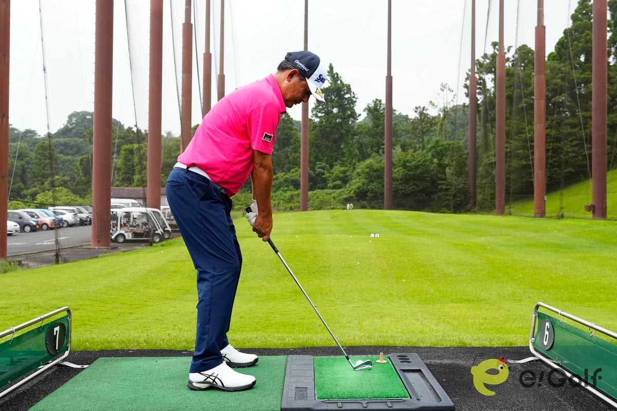 下半身だけでなく上体も回していこう