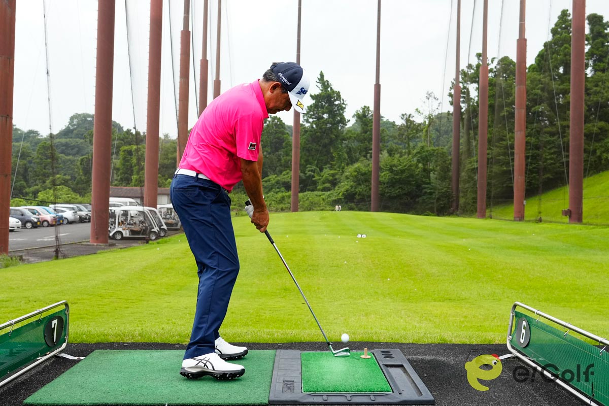 下半身だけでなく上体も回していこう