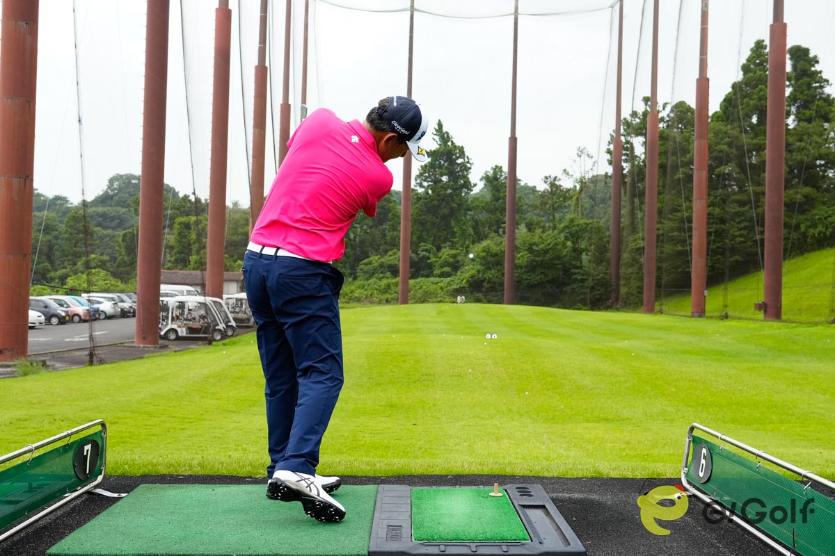 下半身だけでなく上体も回していこう