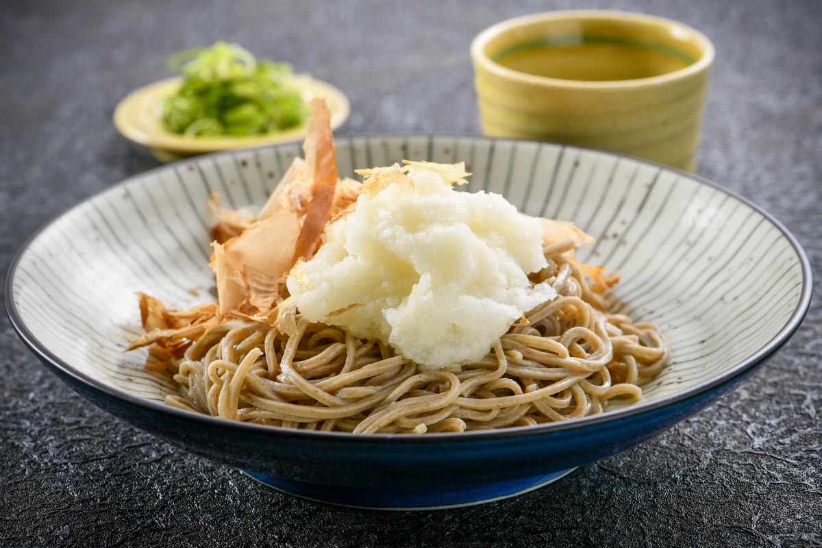 越前そばのメニューの一例「おろし蕎麦」（プレー料金との差額なし）　写真提供：越前CC