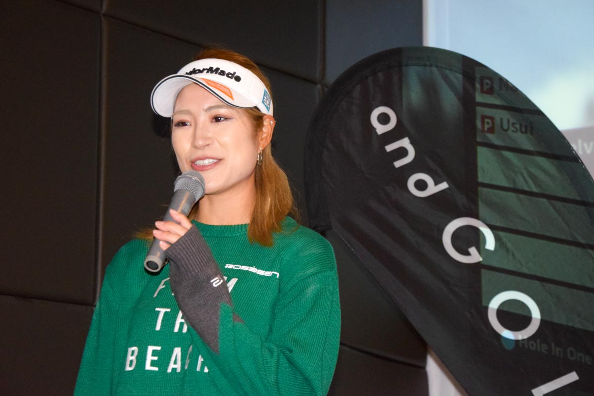 「日本インドアゴルフ協会 バーチャルゴルフトーナメント」の試合風景