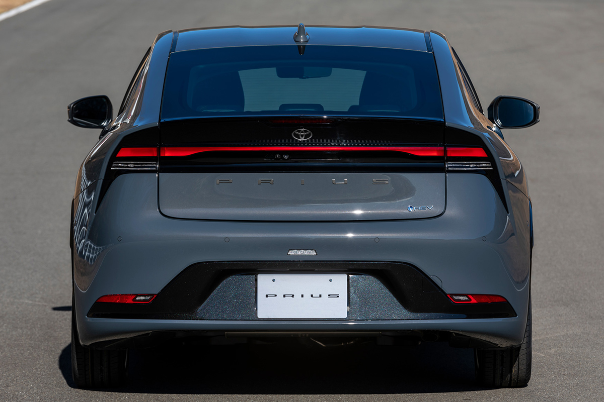 世界中から注目を集めているトヨタの新型「プリウス」