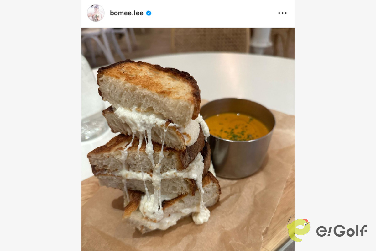 イ・ボミのインスタグラム（@bomee.lee）より