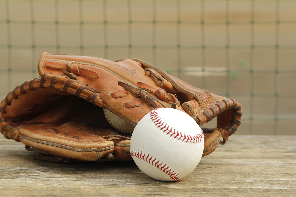 1位：野球（36.3％）　出典：LINEリサーチ