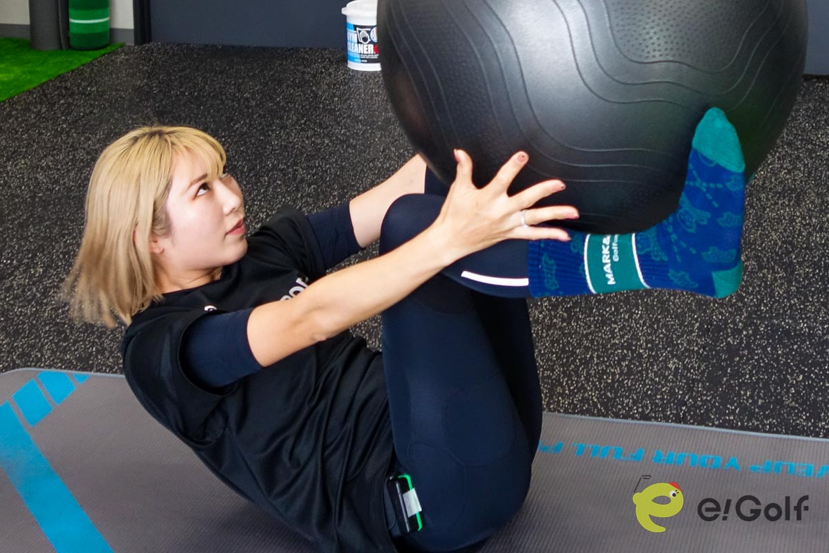 「IMPACT BODY NAGOYA」で体を追い込む金田久美子