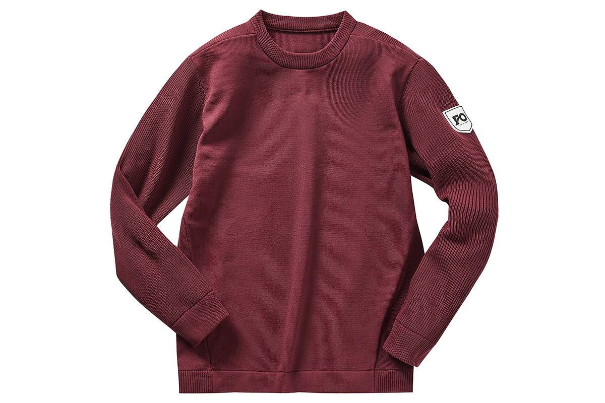 GOLF防風セーター　ボルドー（1900円、税込み）