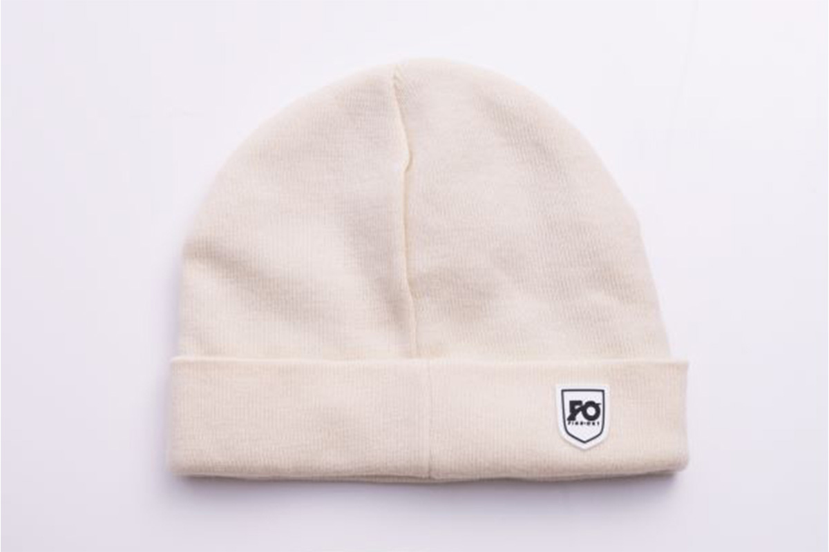 セラミックニットゴルフワッチ帽（780円、税込み）