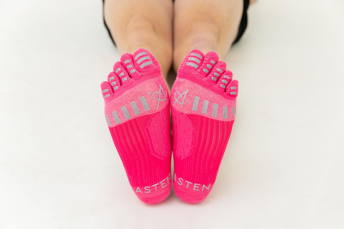 ASTEN ゴルフ用ソックス「イーグルグリップ」（ピンク、3300円・税込み）