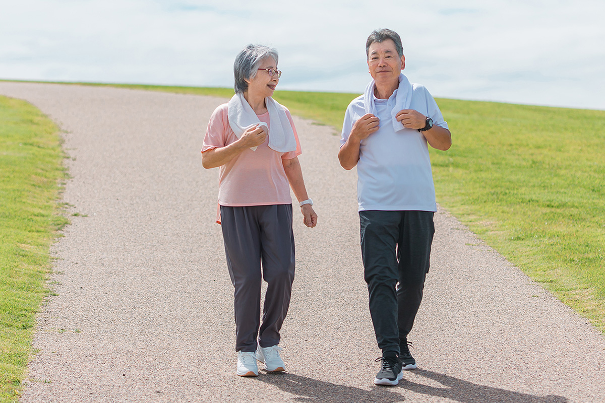 日常的にウオーキングを取り入れるのもオススメ　写真：AC