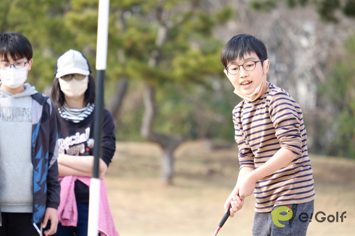 〈茅ヶ崎市 卒業記念「Special Days」 in GDO茅ヶ崎ゴルフリンクス〉での浜須賀小の児童たち