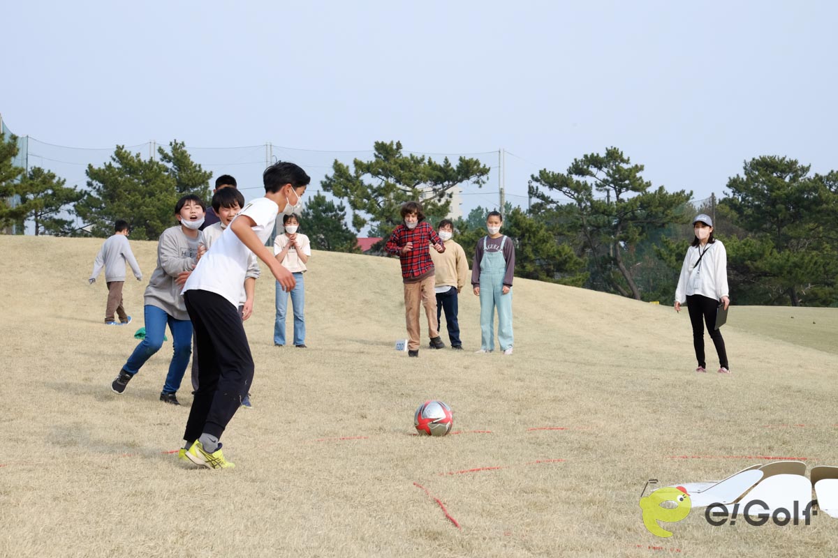 〈茅ヶ崎市 卒業記念「Special Days」 in GDO茅ヶ崎ゴルフリンクス〉での浜須賀小の児童たち