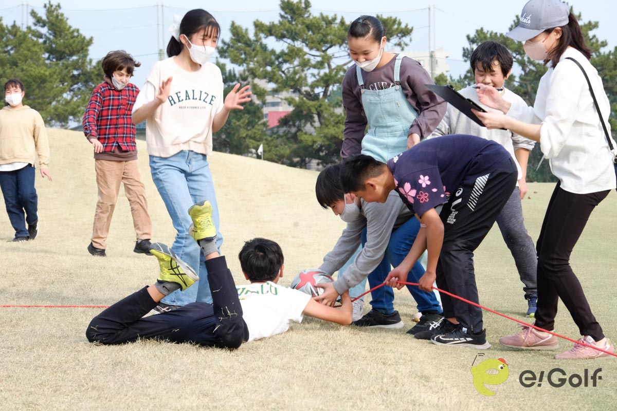 〈茅ヶ崎市 卒業記念「Special Days」 in GDO茅ヶ崎ゴルフリンクス〉での浜須賀小の児童たち