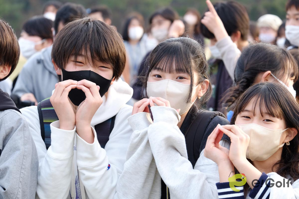 最後は希望を乗せた風船飛ばしで締めくくった