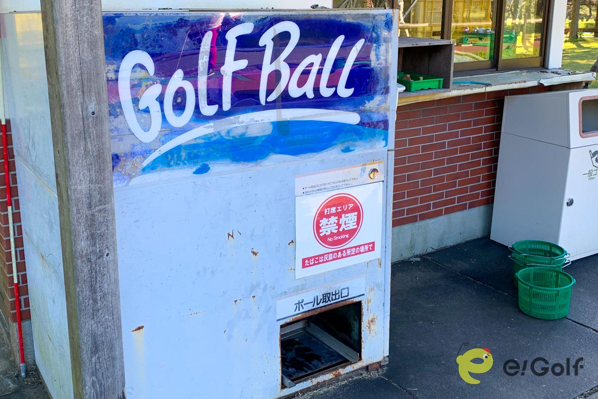 仕様の違うボールを入れることでボール配給機が故障する場合も