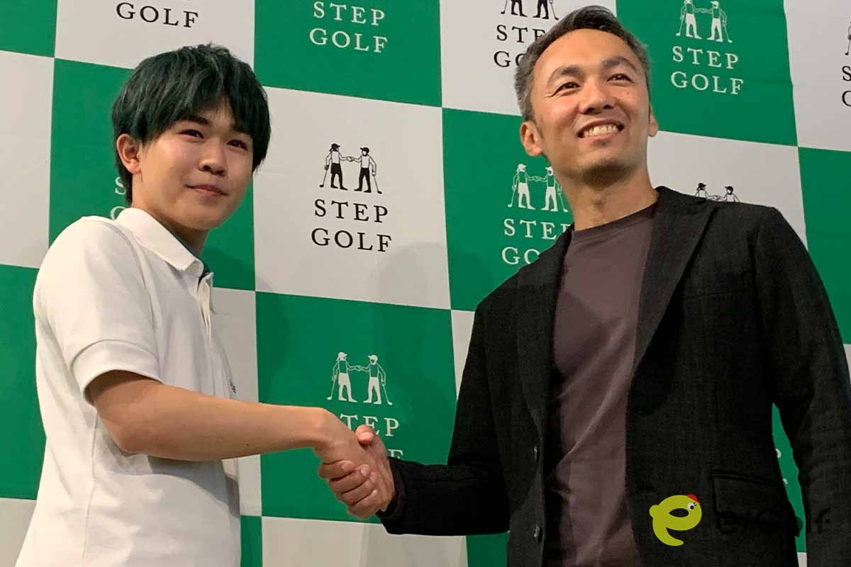 鈴木福くん（左）と榎本考修代表取締役（右）