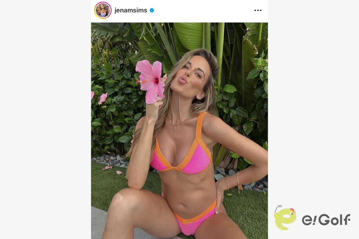 ジェナ・シムズのインスタグラム（@jenamsims）