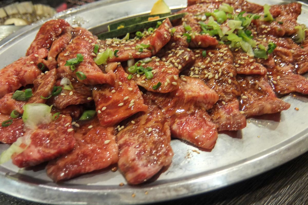 盛りのいい焼肉