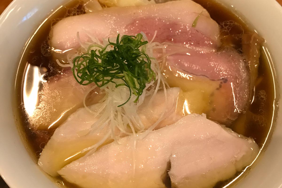 ほぼ肉料理と言ってもいいラーメン