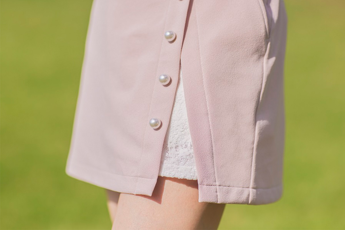 Samantha GOLF meets MIYUKI WATANABE　スカート（オールドローズ/パールホワイト） 2万4200円 (税込み)