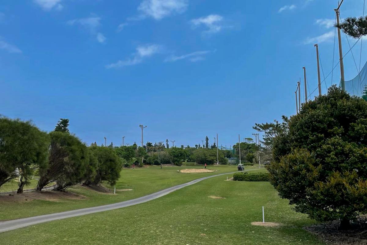 残波GC・1番パー3