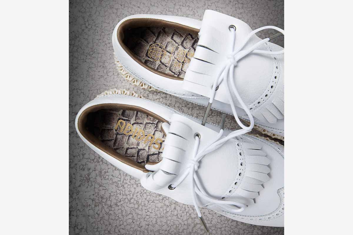 スパイクレスシューズ「MC87 4D」