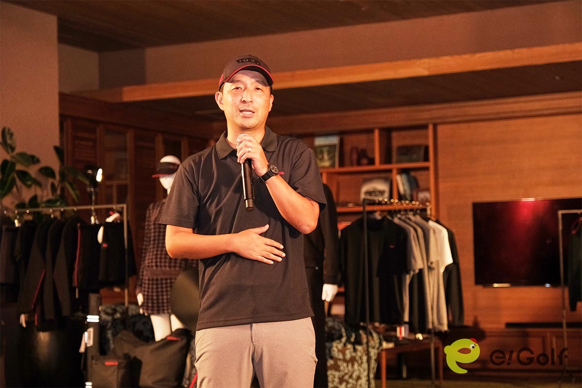 新商品発表会に登壇したFSTJAPAN社長の安井富彦氏