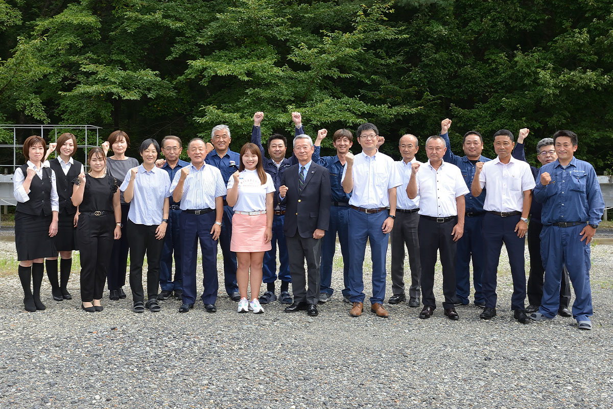 高久みなみがA&Kホンシュウとスポンサー契約を締結