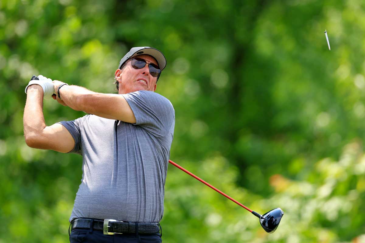 最強のレフティー、フィル・ミケルソンは“隠れ右利き”　写真：Getty Images