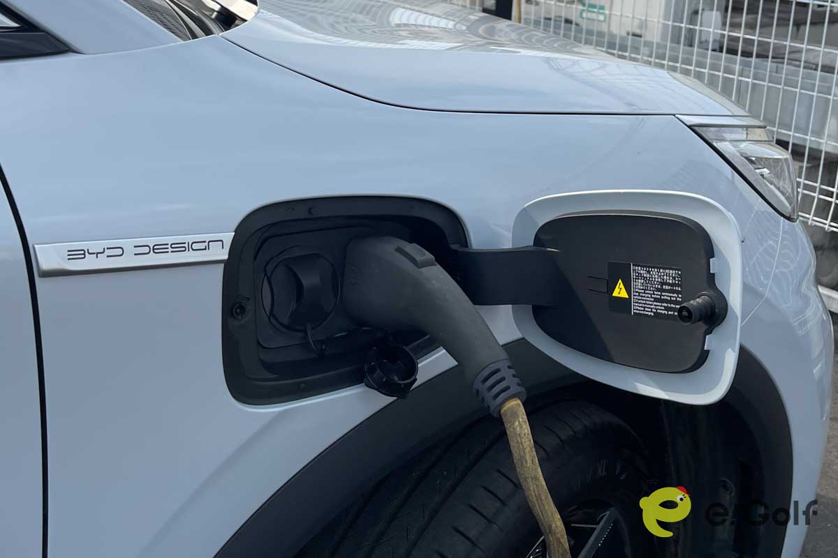 充電施設のあるゴルフ場なら帰りの電欠を心配することなくラウンドに専念できる
