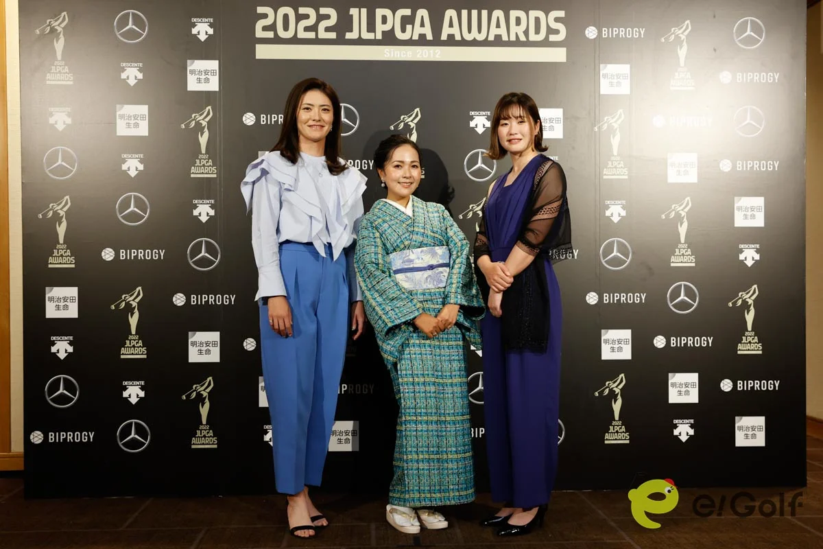 会場内ってこんな感じなんだ」 申ジエが原英莉花＆菅沼菜々＆大里桃子
