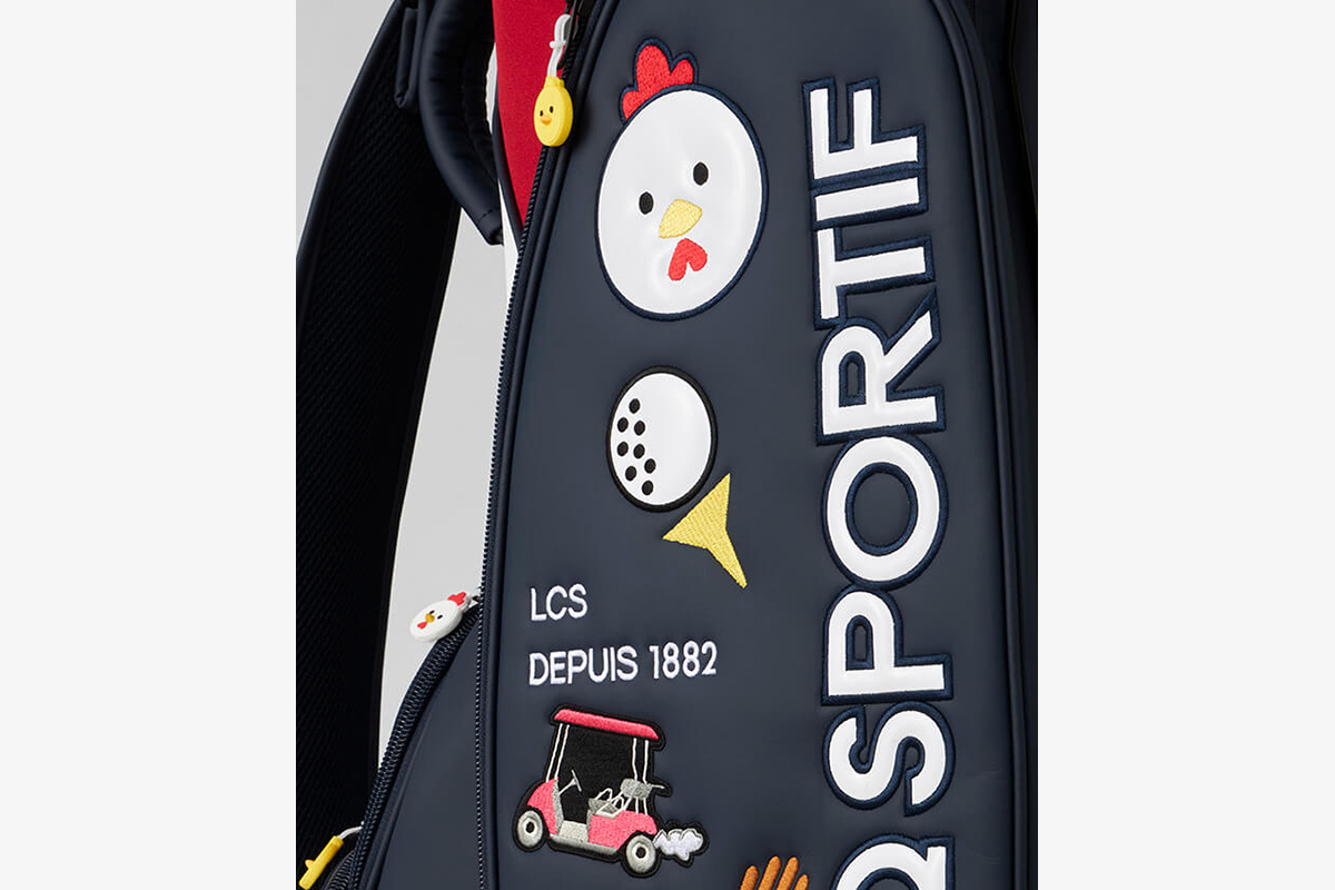 ゴルフアイテムの刺繍がポイント