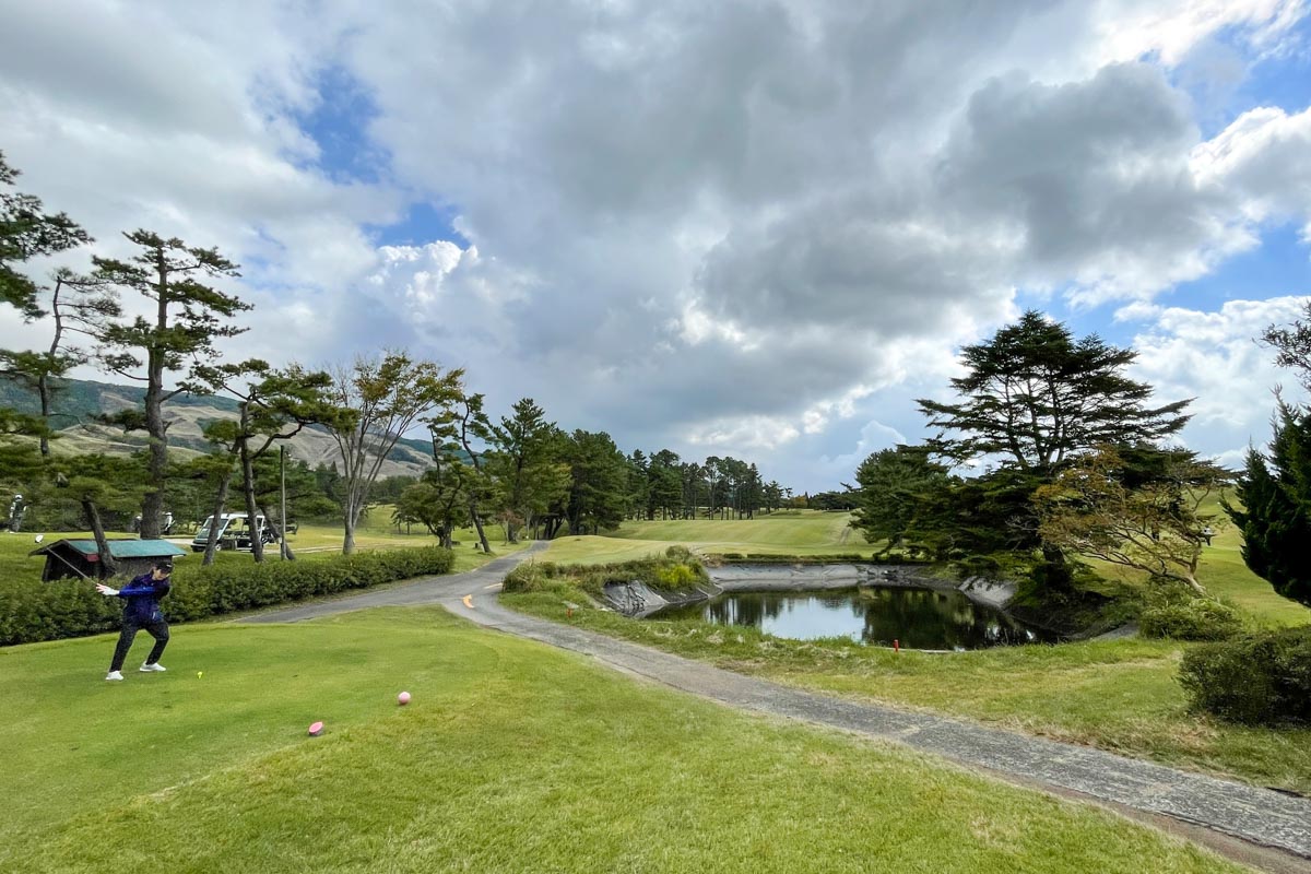 16番ティー　写真：中村祐治