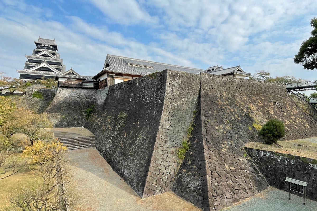天守閣が復旧した熊本城　写真：中村祐治