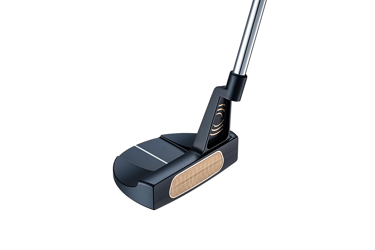 「Ai-ONE MILLED TRI-BEAMパター」ヘッドの前後長がやや長めのマレットである「SIX T」