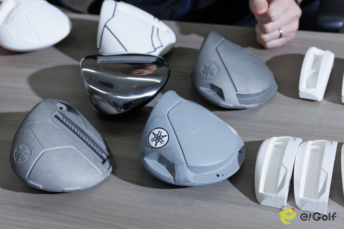 新「RMX VD」ドライバーの試作ヘッド。まずは樹脂で造形される[写真：山上忠]