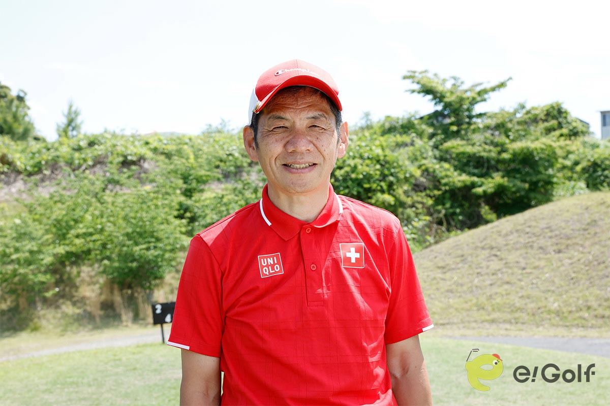 本間文也さん。1967年生まれ。ゴルフ歴は33年で、平均スコアは90〜100。現在は千葉県のブリック&ウッドクラブで支配人を務める 写真：山上忠