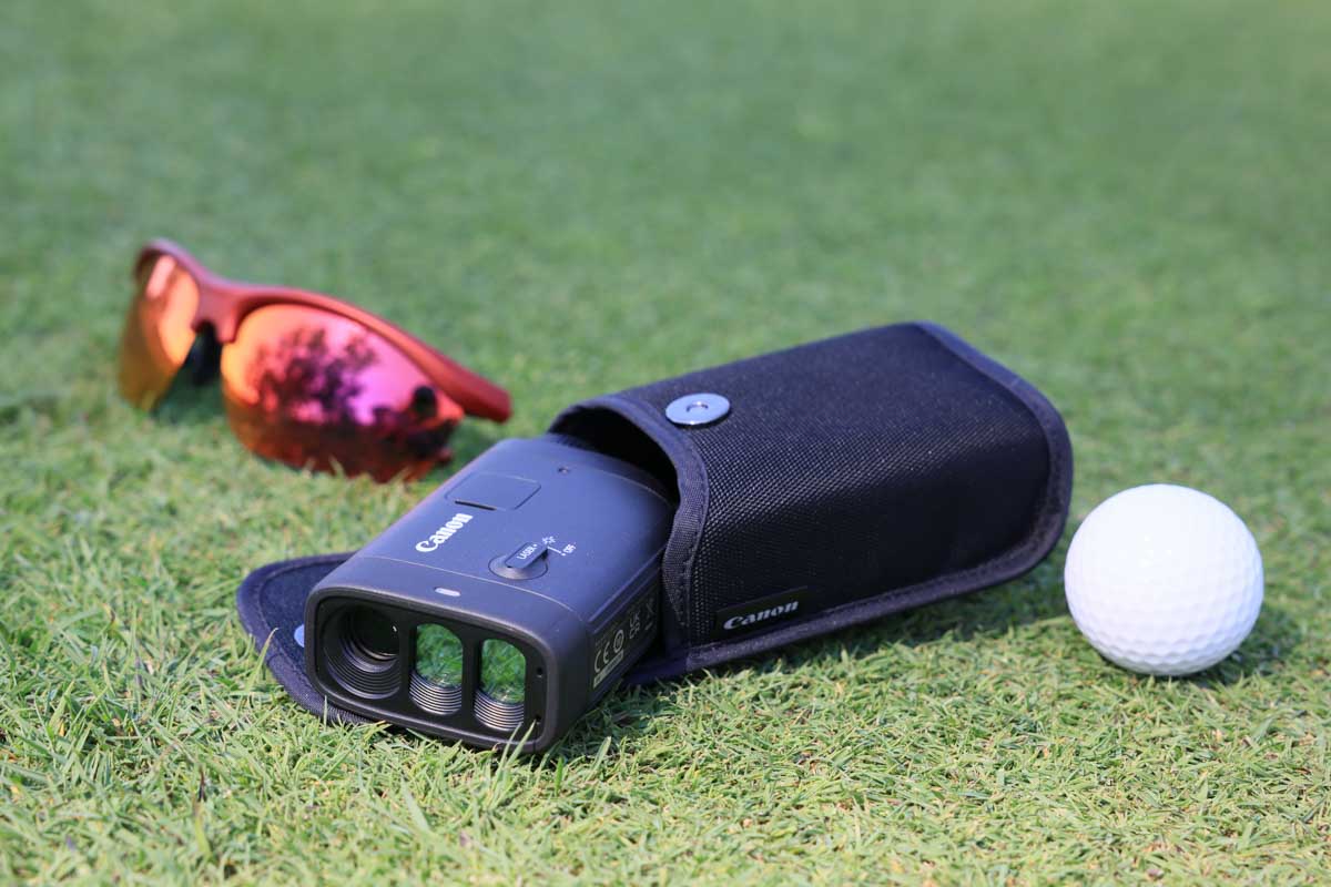 キヤノンが発表したレーザー距離計「PowerShot GOLF」（キヤノンオンラインショップ販売予定価格:5万1700円、税込み）