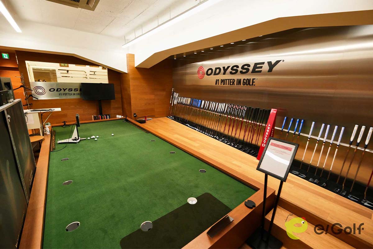 「キャロウェイ/トラヴィスマシュー青山店」