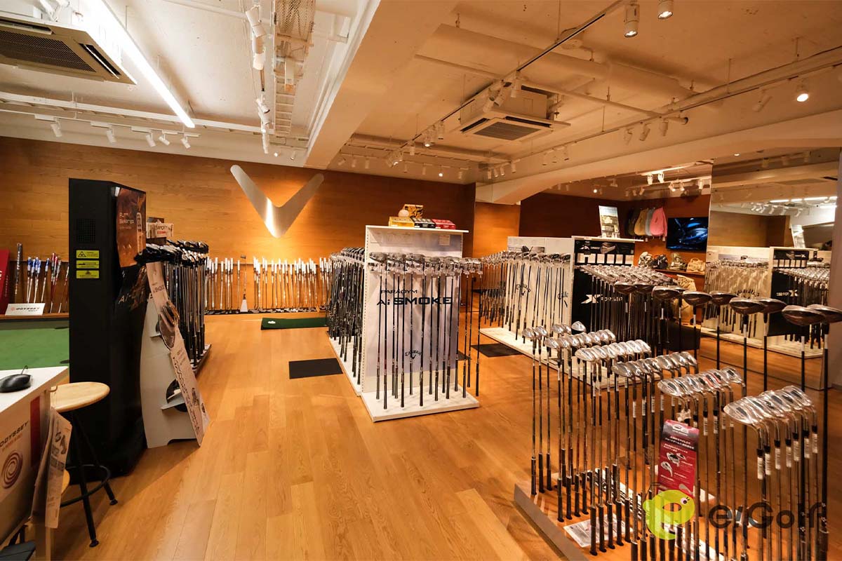 「キャロウェイ/トラヴィスマシュー青山店」