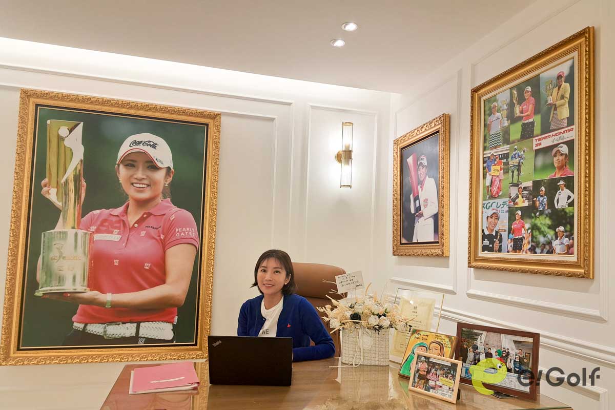 イ・ボミが取材に応じてくれた事務所の様子