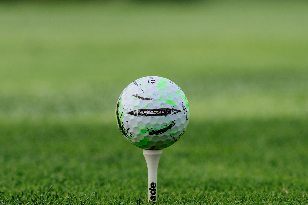 テーラーメイド 新作ゴルフボール「スピードソフト インク」 グリーン