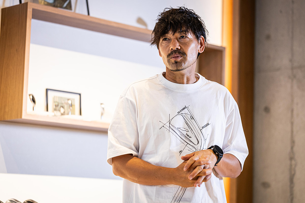今では、新たに出会った他競技の選手や企業人など、さまざまなゴルファーとのプレーを楽しんでいるそう[写真：角田慎太郎]