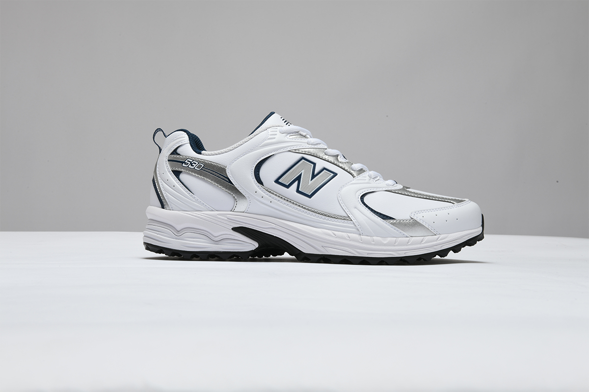 ニューバランス「GOLF 530」　A（WHITE/NAVY）