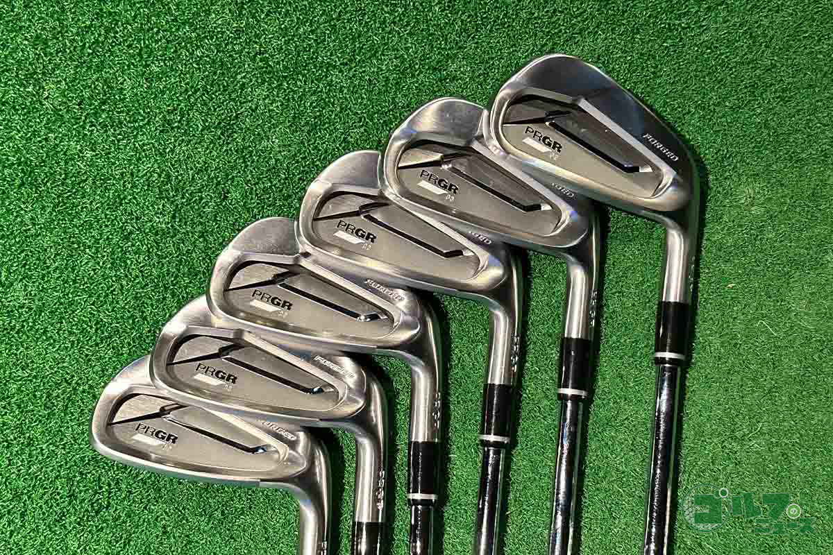 「PRGR 03 IRON」