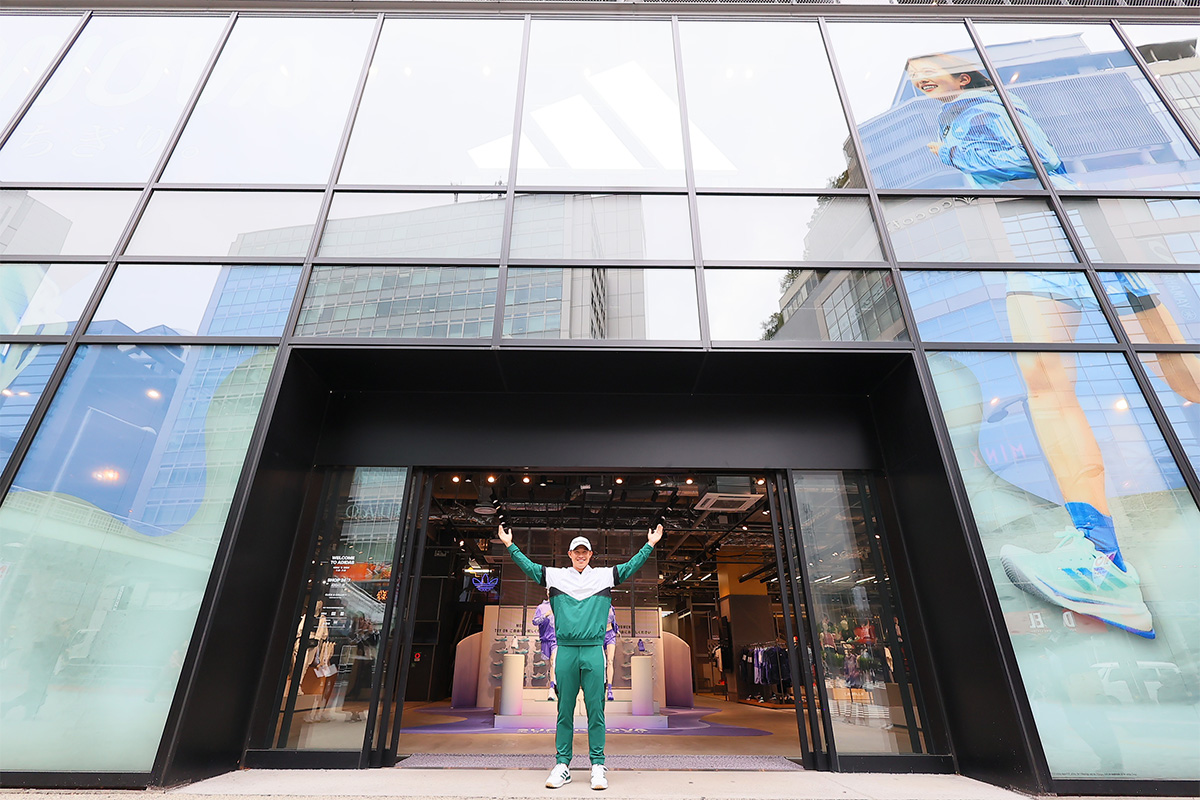 「アディダスブランドセンター RAYARD MIYASHITA PARK」（東京都渋谷区）に登場したコリン・モリカワ